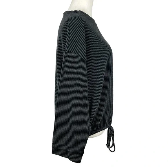 𝅺molly GREEN TEXTURED WOMEN'S TOP WITH‎ TIE WAIST - Picture 4 of 11